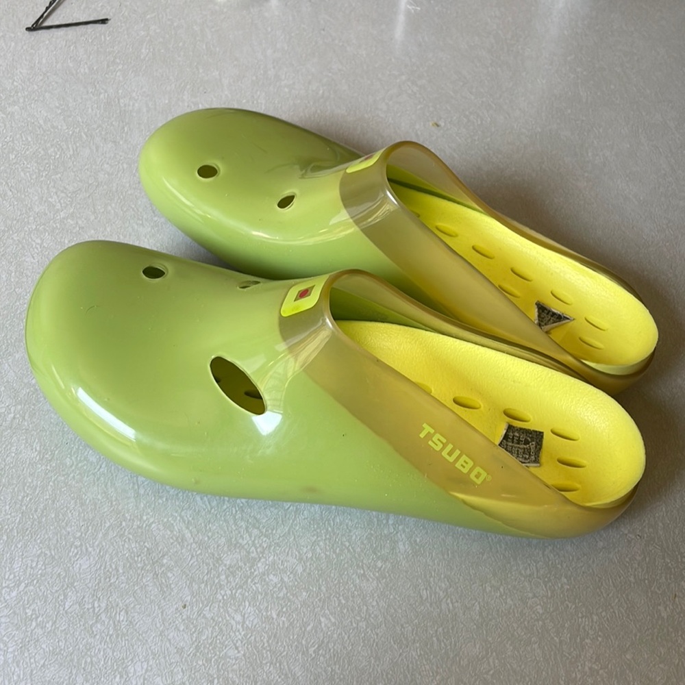 90s lime green Tsubo clogs